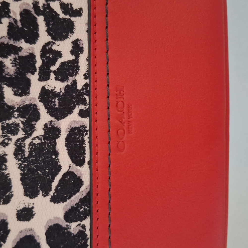 Coach Crossbody Purse - Picture 9 of 11